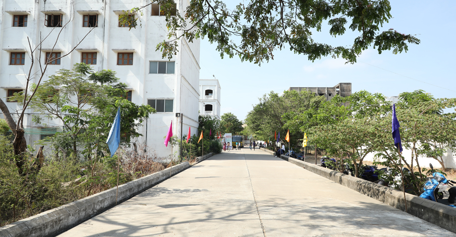 hostels-img